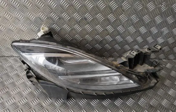 Mazda 6 Headlight/headlamp GS3L50151