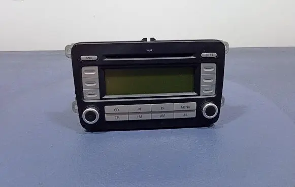 Volkswagen Golf Plus Radio/CD/DVD/GPS head unit 5M0035186C