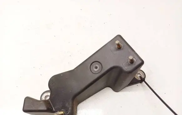 Dodge Magnum Front bumper mounting bracket 