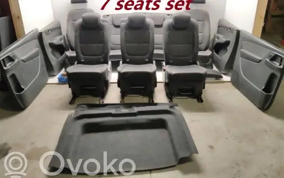 Seat set
