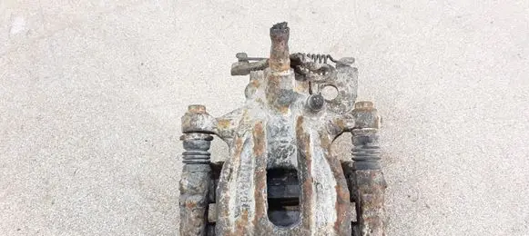 Ford Mondeo Mk III Rear brake caliper