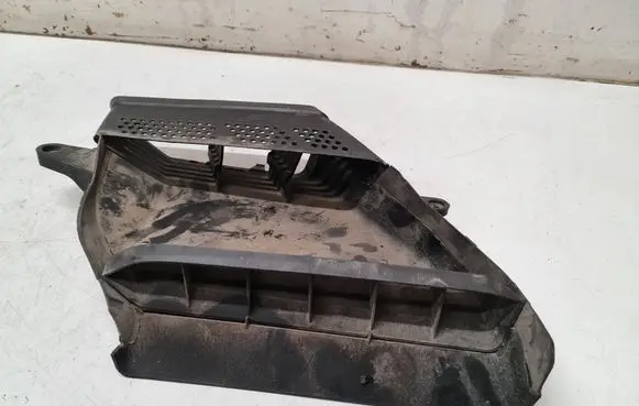 Audi A4 S4 B8 8K Air intake duct part 8K0129618 8K0129618A