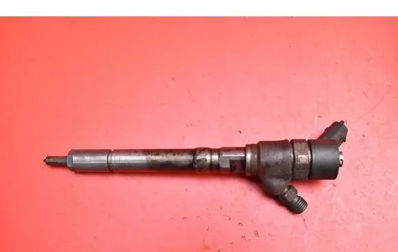 Fuel injector