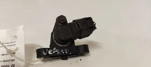 Volvo V70 Crankshaft position sensor 30637806