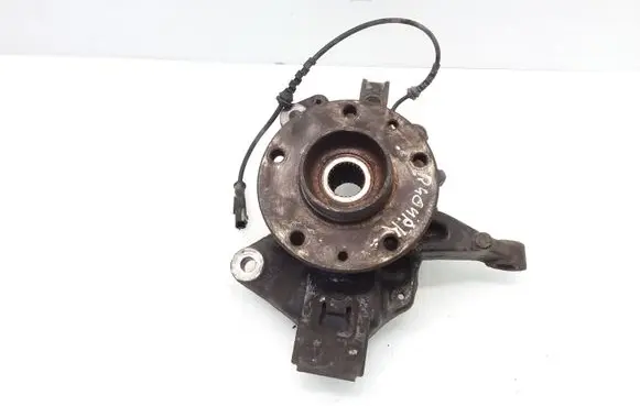 Renault Megane III Front wheel hub spindle knuckle