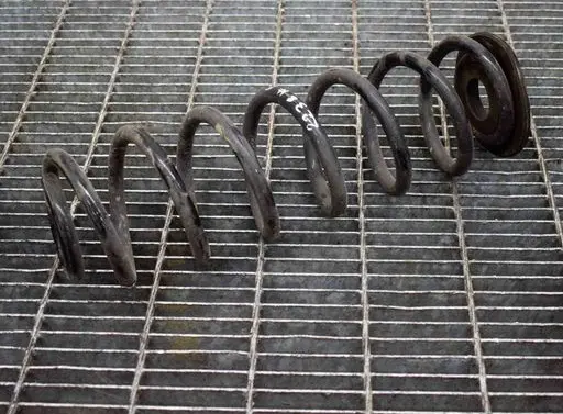 Volkswagen PASSAT B8 Rear coil spring 3Q0511115AJ