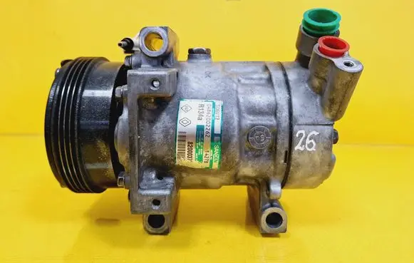 Renault Clio II Air conditioning (A/C) compressor (pump) 8200037058