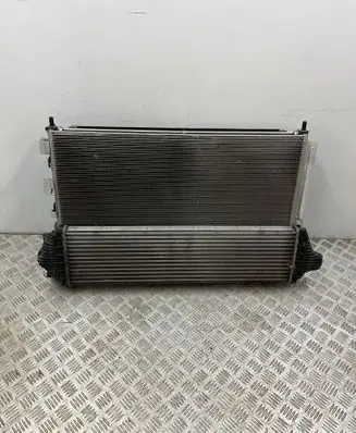 Ford Focus Radiator set JX6119710AA JX618005BD 577309354