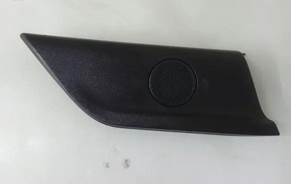 Mercedes-Benz Vaneo W414 Side speaker trim/cover 17942