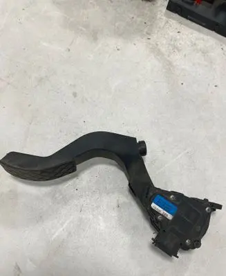 Audi A4 S4 B6 8E 8H Accelerator pedal position sensor 6PV0083760 8D1723523M 6PV00837602