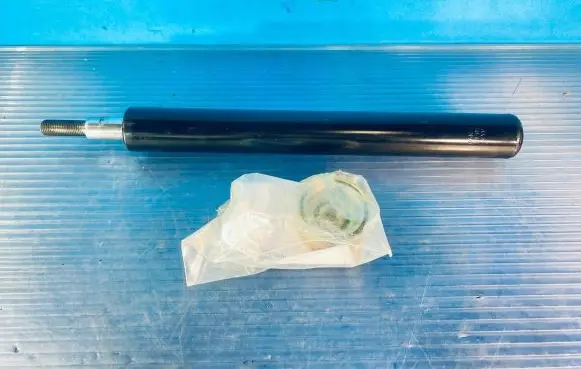 Volkswagen Golf II Front shock absorber/damper 664014