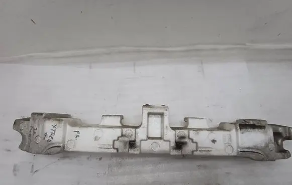 Nissan X-Trail T32 Front bumper foam support bar 620904CE0A
