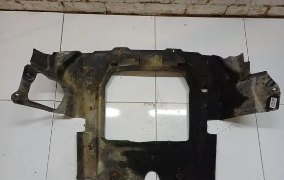 Opel Astra G Engine splash shield/under tray