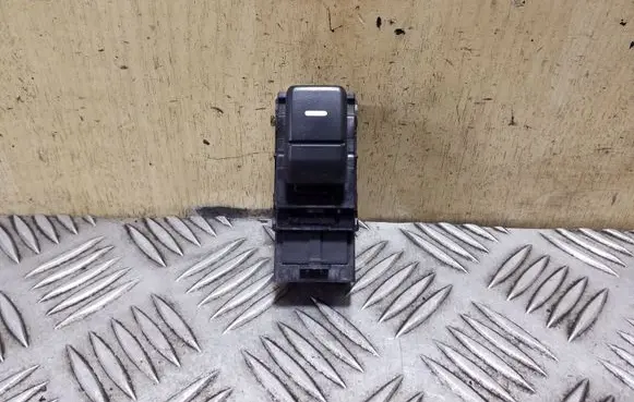 Land Rover Discovery 3 - LR3 Electric window control switch YUD501070PVJ