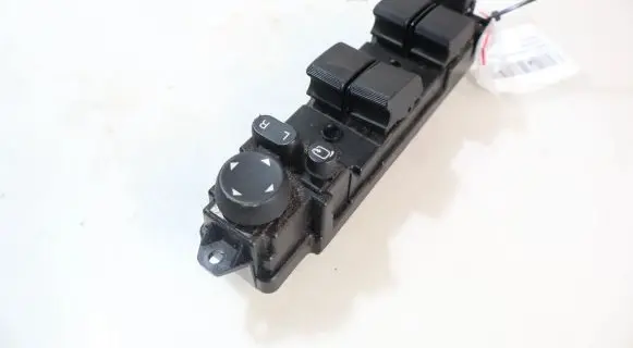 Mazda 6 Electric window control switch