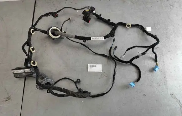 Jaguar XF X260 Rear door wiring loom T2H28123