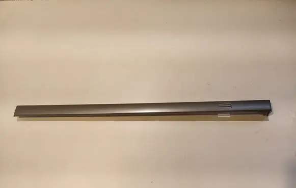 Nissan X-Trail T30 Dashboard glove box trim 684118H600 684118H800