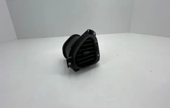 Jaguar XK8 - XKR Dashboard side air vent grill/cover trim GJA6721AE