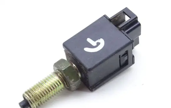 Isuzu N Series Accelerator pedal position sensor 