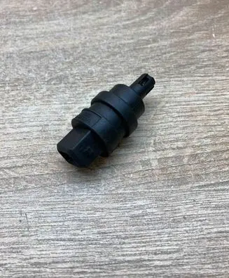 Volkswagen Golf IV Intake air temperature sensor 028906081