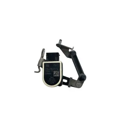 BMW 5 F10 F11 Air suspension front height level sensor 6784072