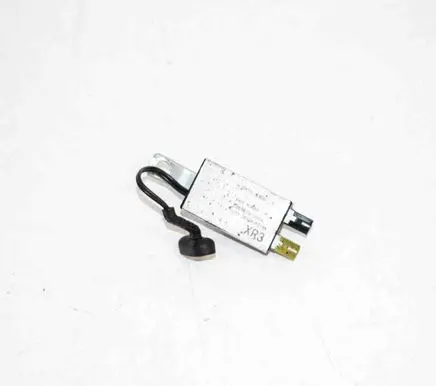 Tesla Model X Aerial antenna amplifier 106387500A