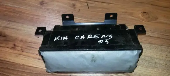 KIA Carens I Passenger airbag OK2FA57K50
