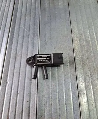 Opel Zafira B Air pressure sensor 0281002783 1901152FX5