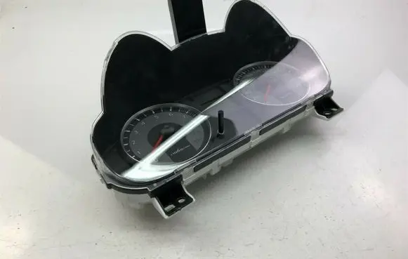 Mitsubishi Colt Speedometer (instrument cluster) 8100B542J G1538