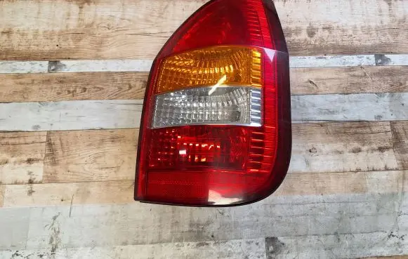Opel Zafira A Rear/tail lights