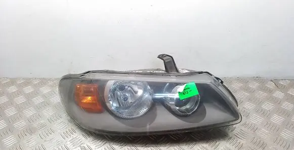 Nissan Almera N16 Headlight/headlamp 10016391
