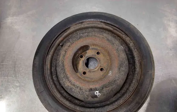Volkswagen Polo R15 spare wheel 0282594