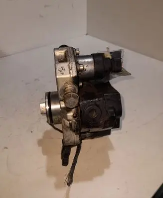 Iveco Daily 4th gen Fuel injection high pressure pump 0445020046