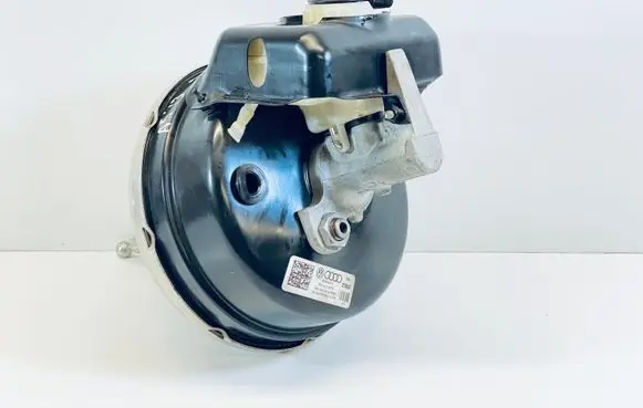 Audi A5 8T 8F Brake booster 8K0612103N