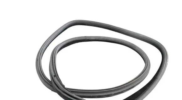 BMW 4 F36 Gran coupe Rubber seal rear door 7401894