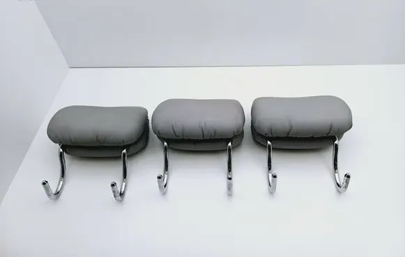Mercedes-Benz S W220 Rear seat headrest 
