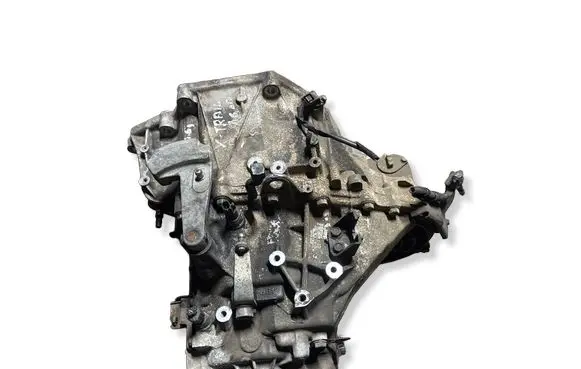 Nissan X-Trail T32 Manual 6 speed gearbox 