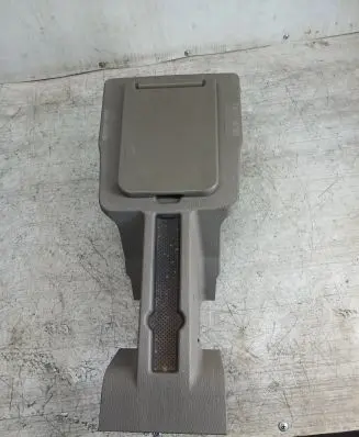 Volvo XC90 Center console 8665779