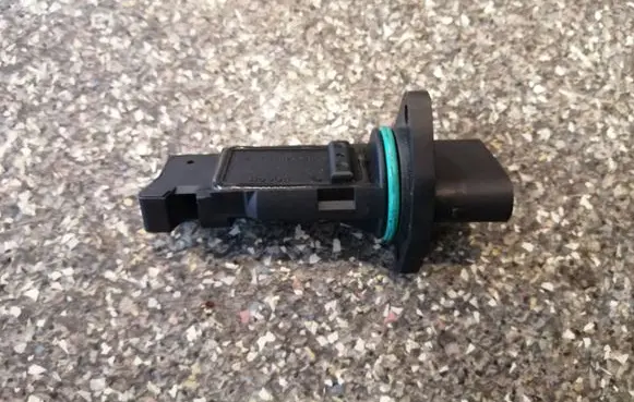 Mercedes-Benz A W168 Mass air flow meter A0041537328 0281002489