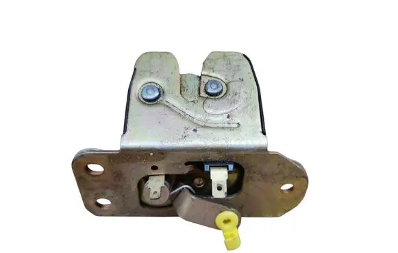 Volvo S40, V40 Tailgate lock latch 30802821