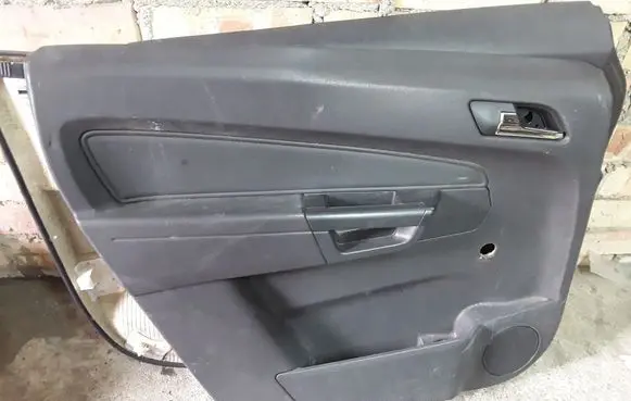 Opel Zafira B Rear door card panel trim 13165293