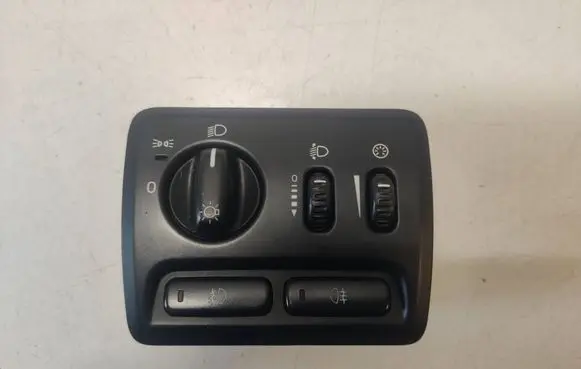 Light switch