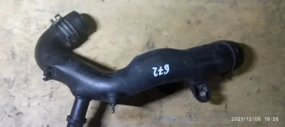 Skoda Roomster (5J) Air intake hose/pipe 6Q0129654