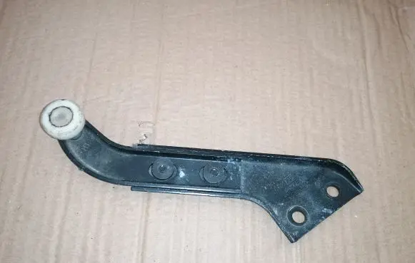 Volkswagen Transporter - Caravelle T5 Sliding door upper roller guide/hinge 7H0843435B