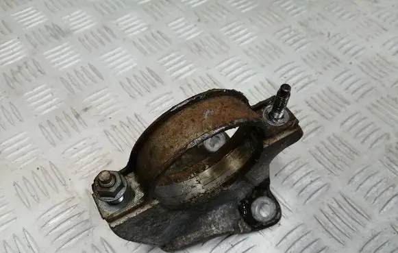 Ford Ecosport Driveshaft support bearing bracket JN156K305AA