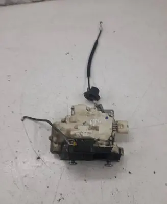 Audi A8 S8 D3 4E Front door lock 4f1837016