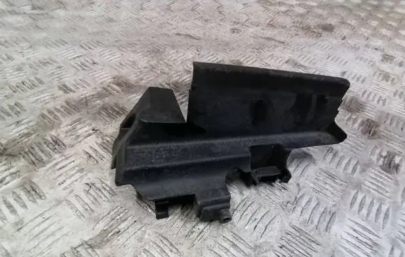 Ford Focus Intercooler air guide/duct channel F1EB8A211AB TD20TP2 D2L4A