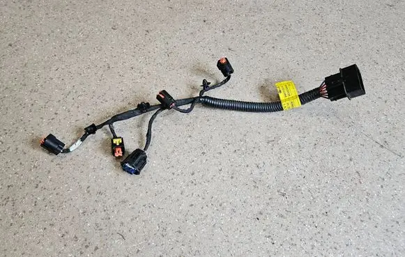 Hyundai Kona I Fuel injector wires 9162130016