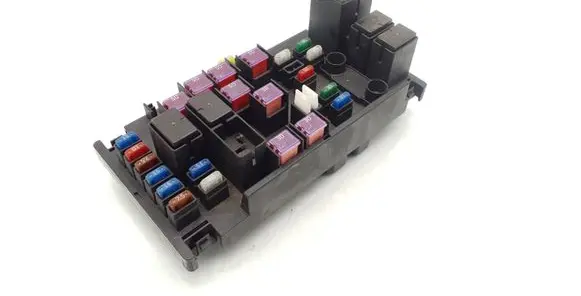 Subaru Forester SH Fuse module 82241SC020