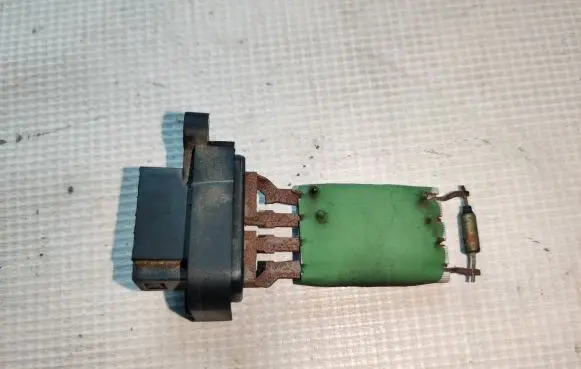 Ford Transit Heater blower motor/fan resistor 3C1H18B647AA